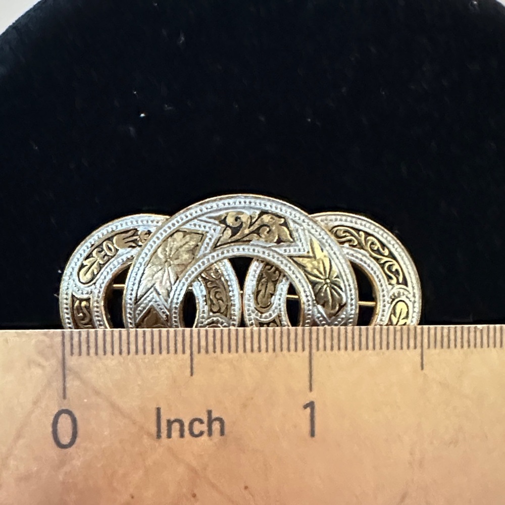 Vintage Spanish Damascene Style Gold and Silver Interlocking Brooch - Picture 2 of 4